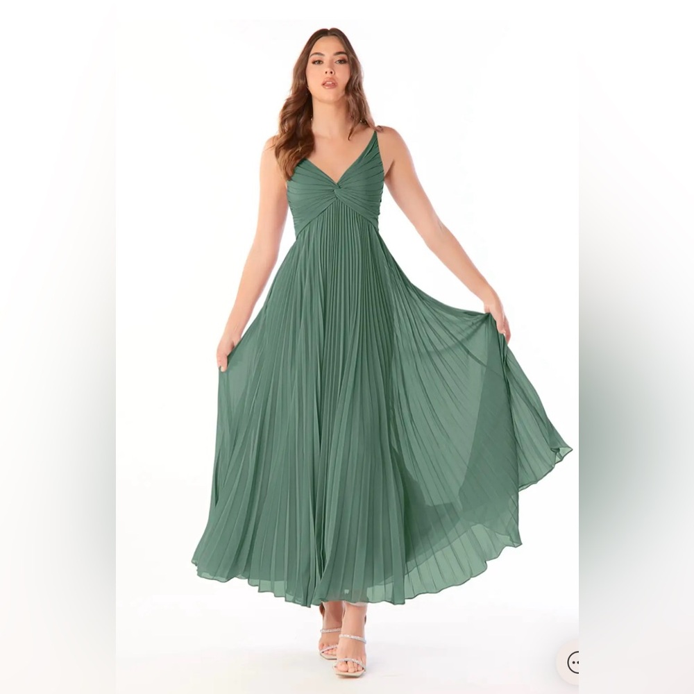 BNWT Azazie Raychelle Dress